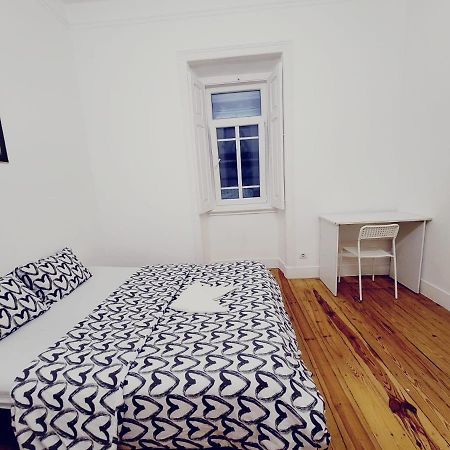 Lisbon Gambori Hostel Bagian luar foto