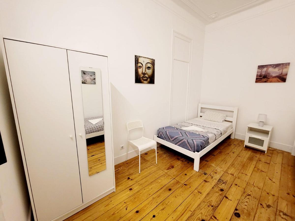 Lisbon Gambori Hostel Bagian luar foto