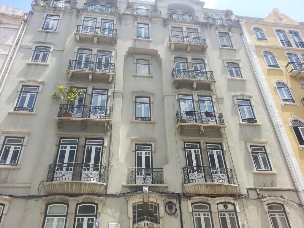 Lisbon Gambori Hostel Bagian luar foto